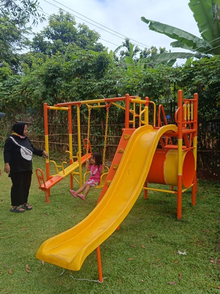 Taman Bermain Hijau